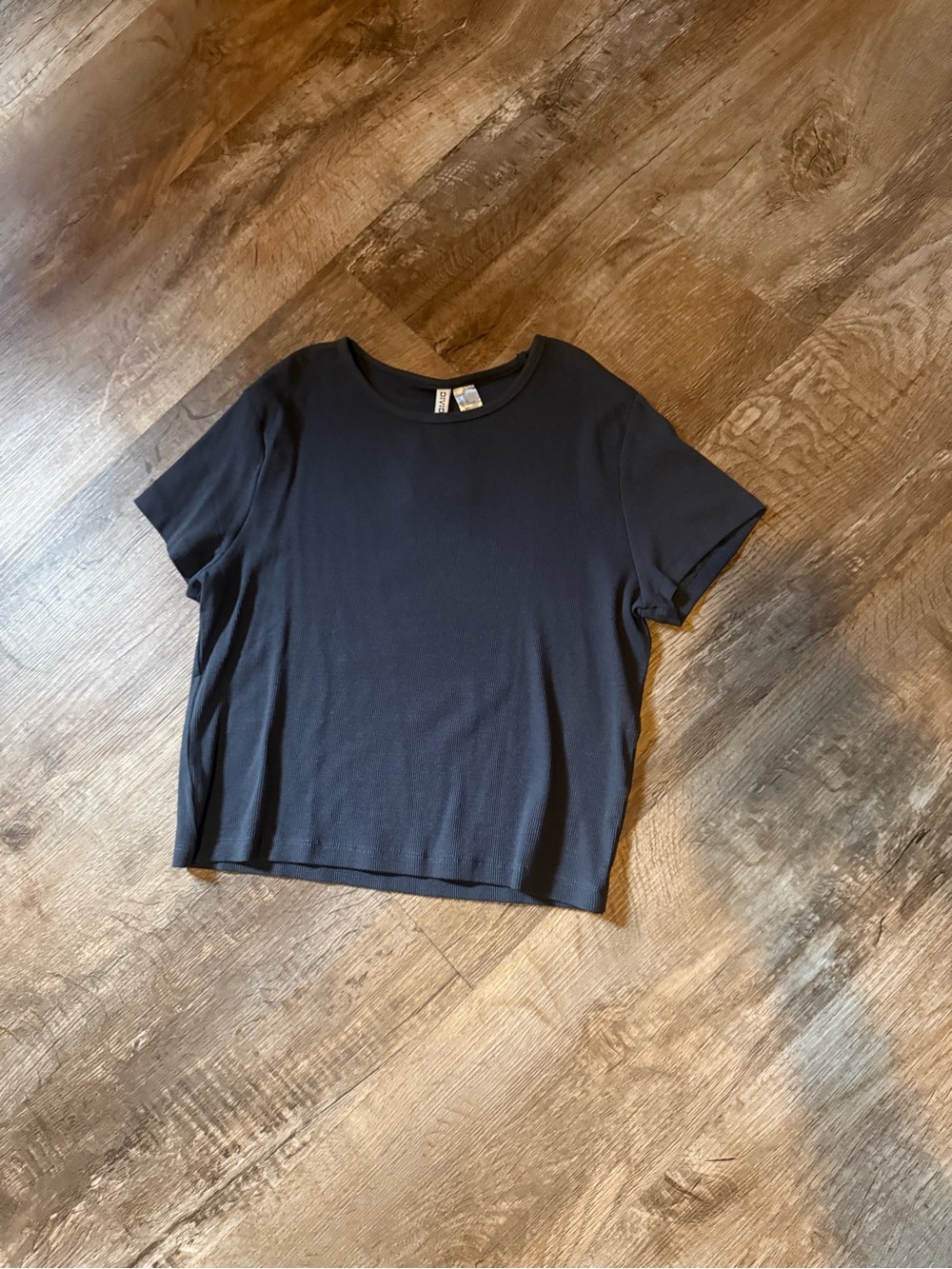 H&M Black Short Sleeve Crew Neck Tee